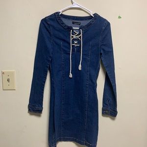 Long sleeved denim dress